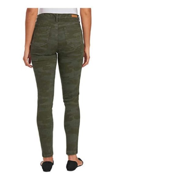 NEW Sanctuary High Rise Skinny Camo Jean 6/28 - Picture 3 of 6